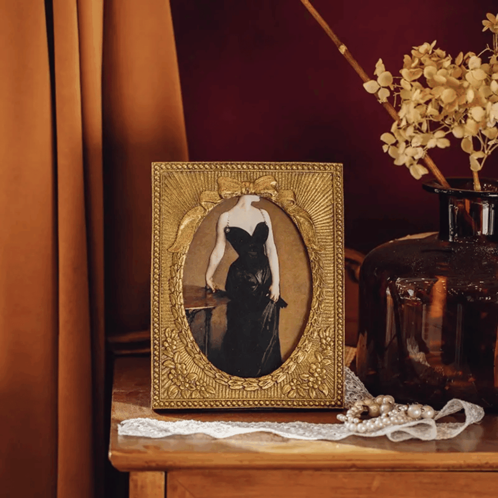 Resin Frame